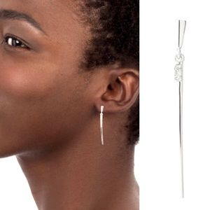 *** SINGLE Stella & Dot Rae Earring ***